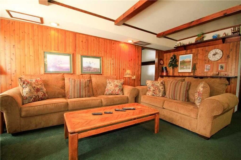 Discovery 4 #121 Pet Ok 2 Bedrooms 2 Bathrooms Condo
