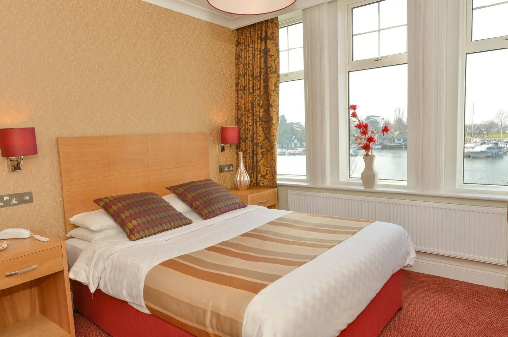 Wherry Hotel