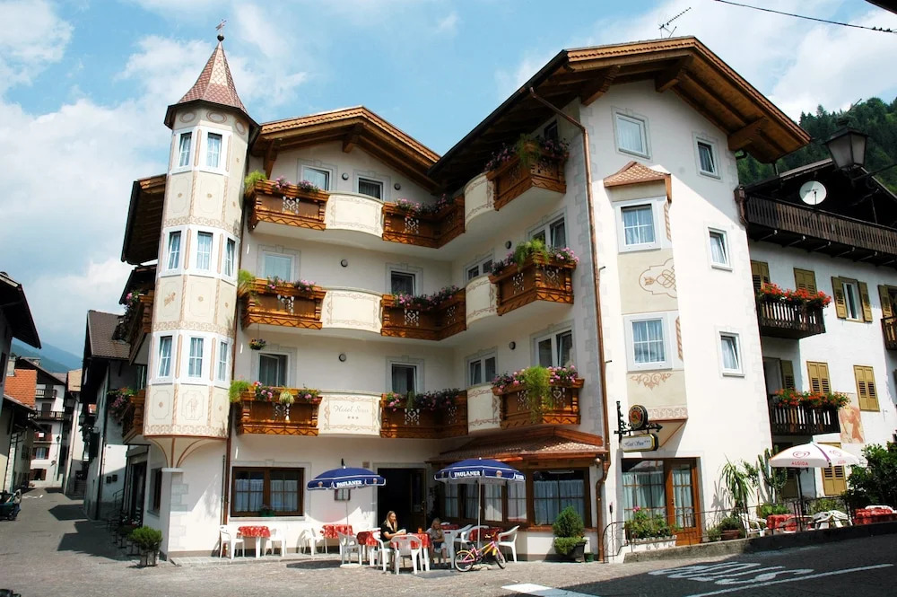 Hotel Siror