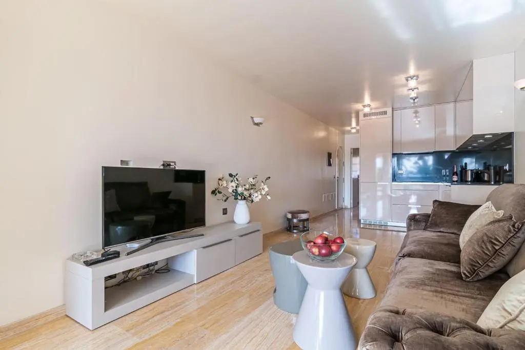 Apartamento Mango next to Del Duque Beach