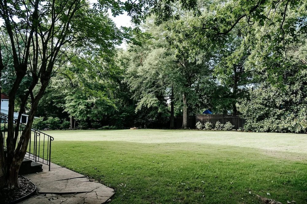Heritage House Bed & Breakfast