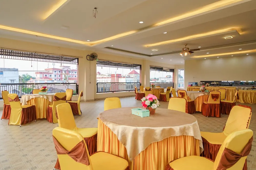 RedDoorz Plus @ Hotel Sempurna Watervang Lubuk Linggau