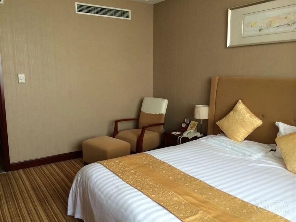 Nanjing Huadong Hotel