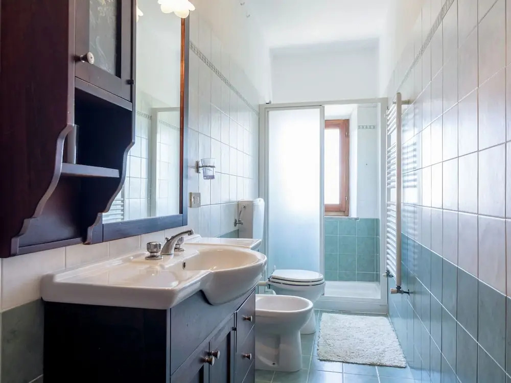 Cosy apartment in the well known Chianti area, with swimming pool and terrace.