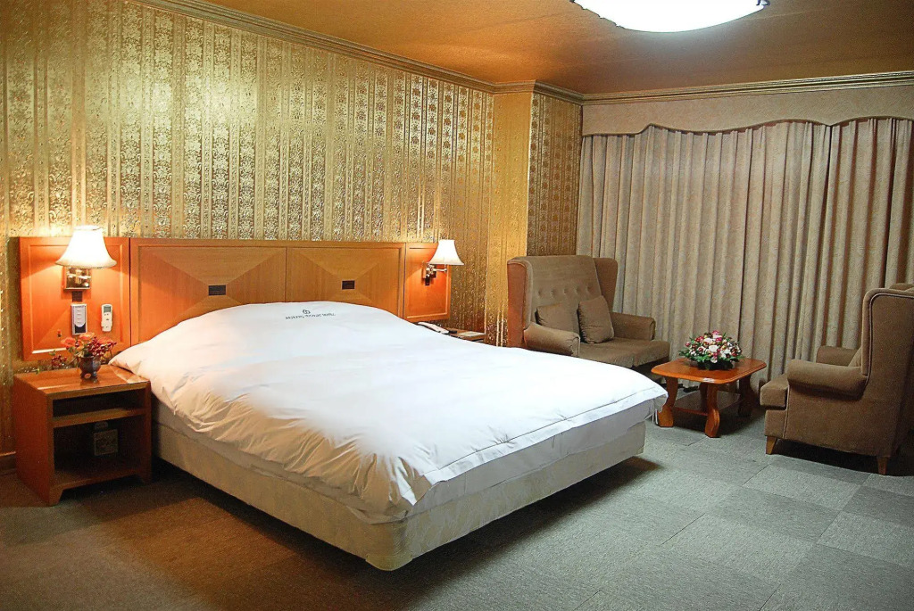 Masan Arirang Tourist Hotel