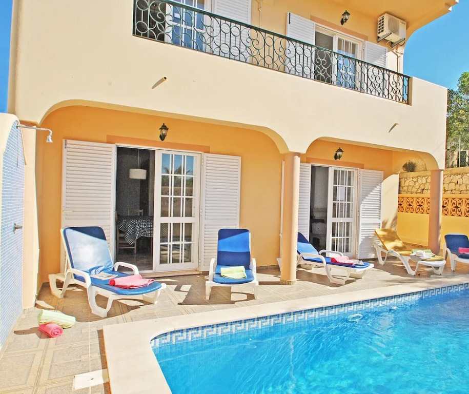Villa Puerto Rico - com piscina aquecível e BBQ na Galé