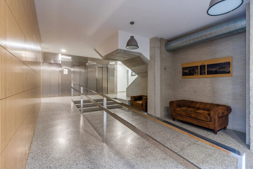 New Fenix Apartment PTS Granada Canovas
