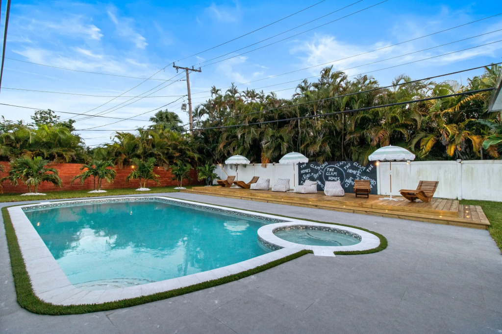 Top Location Villa | Big Terrace+Grill+Billiards