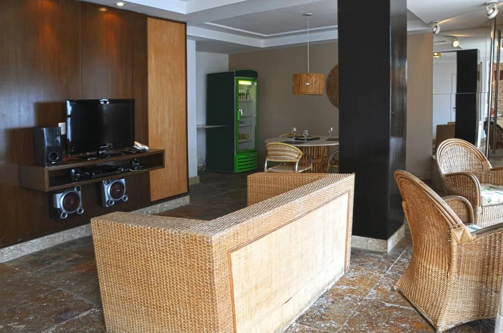 New Dhunas Motel