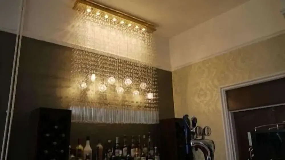 Hillcrest Hotel