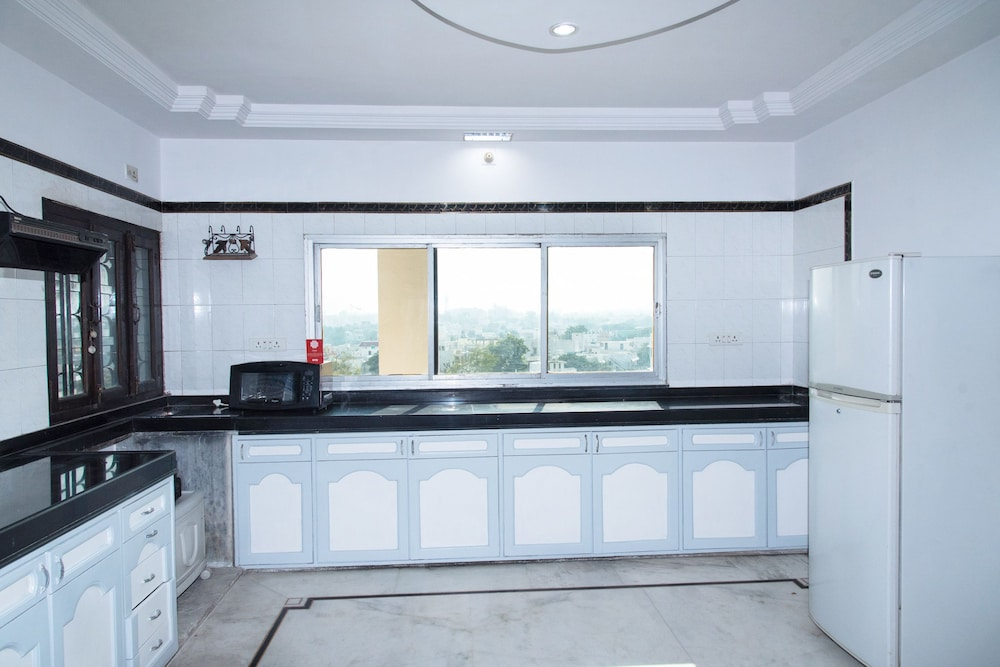 OYO 10778 Home Exotic Penthouse Hiran Magri