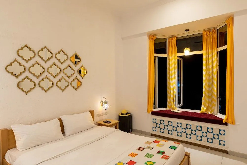 OYO 15593 Home Bohemian 1BHK Candolim