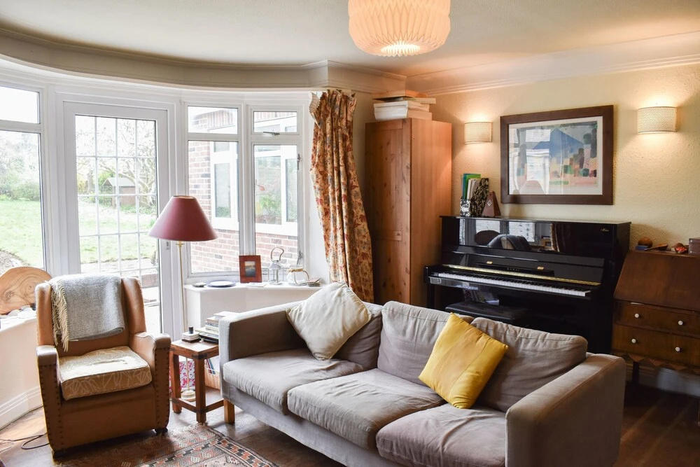 Spacious 4 Bedroom Family Home in Hove