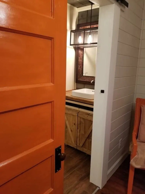 Clemson Memorabilia House