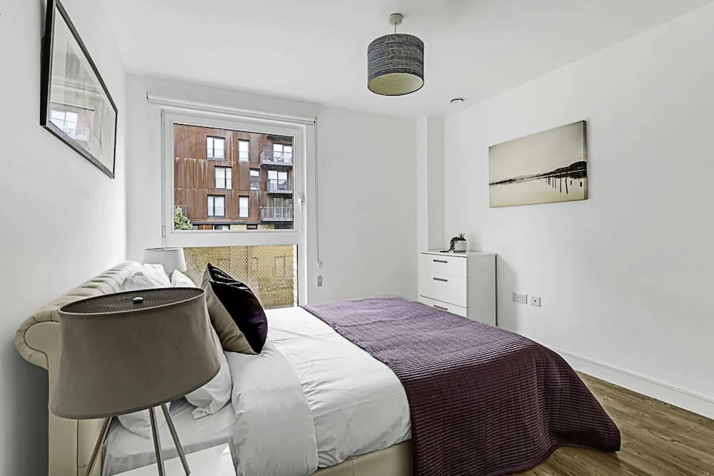 Beautiful Apartment in Surrey Quays