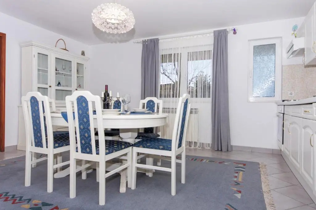 Apartments Toma