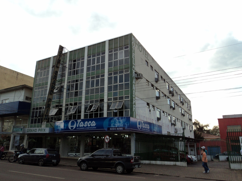 Grand Prix Hotel