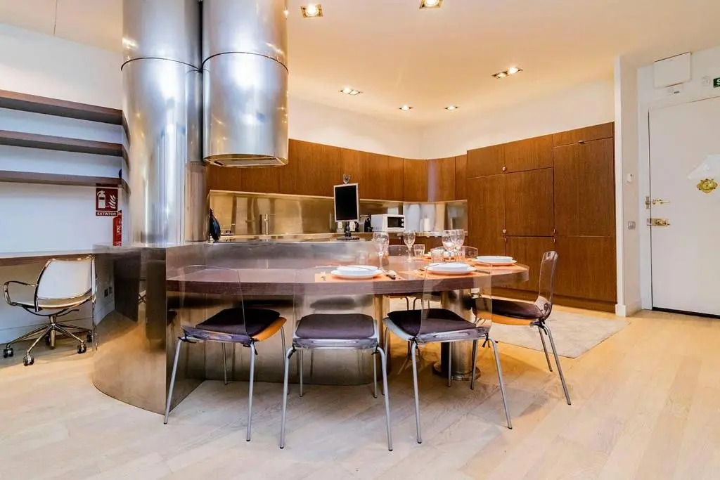 Caprichoso Loft junto Teatro Real - Madrid Centro by Batuecas