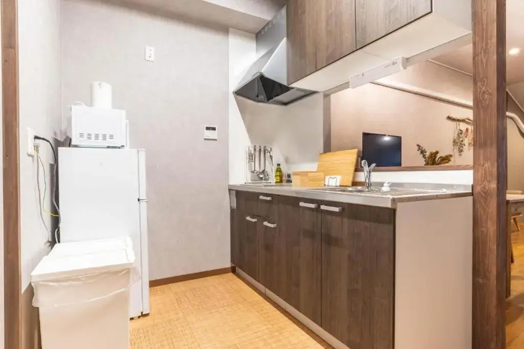 Bijou Suites Century