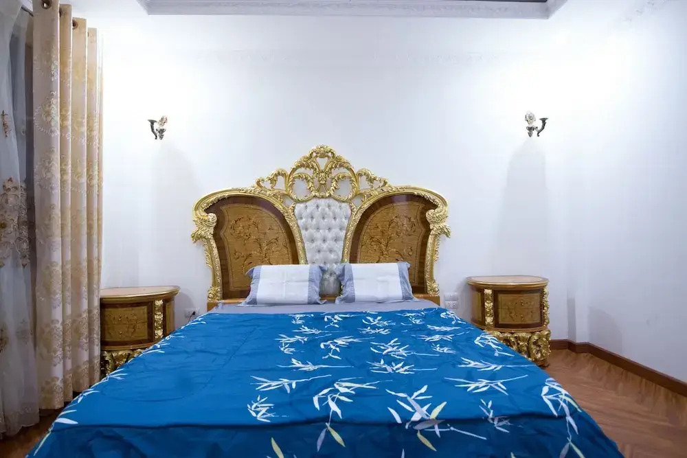 Van Loi Home
