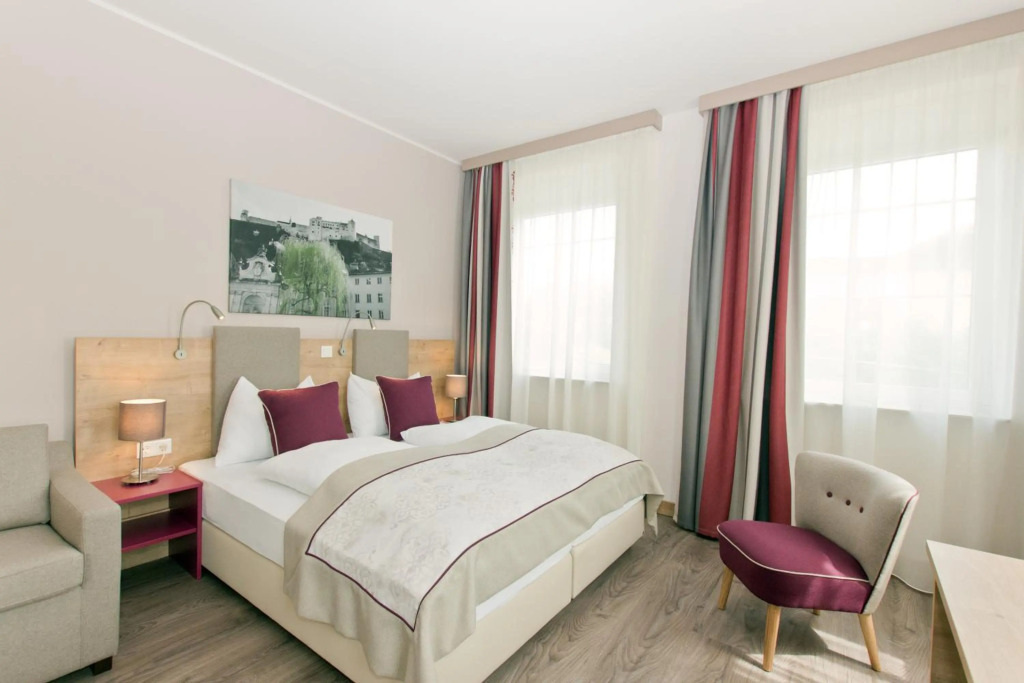 HOTEL max70