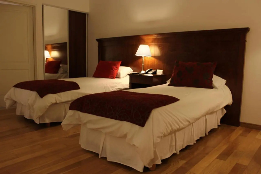 Hotel Plaza Central Canning
