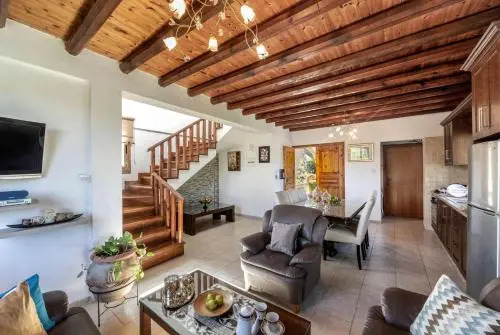 Villa Antonis