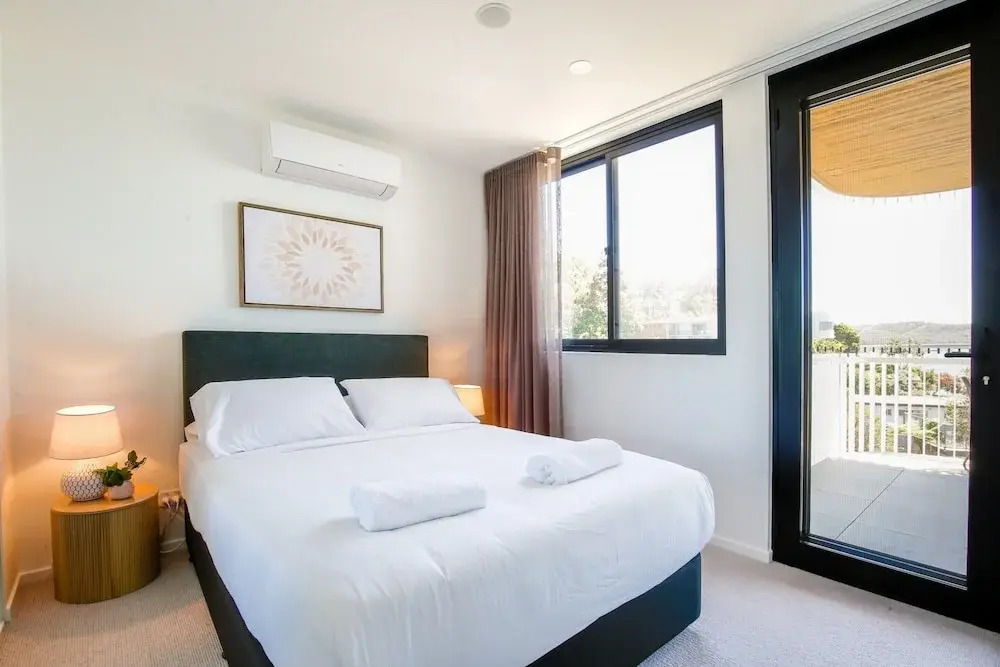 Elegant 2-bed Apartment With Incredible Bay Views