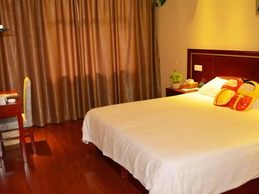 GreenTree Inn ZhenJiang JieFang Road University Affiliated Hospital Ex