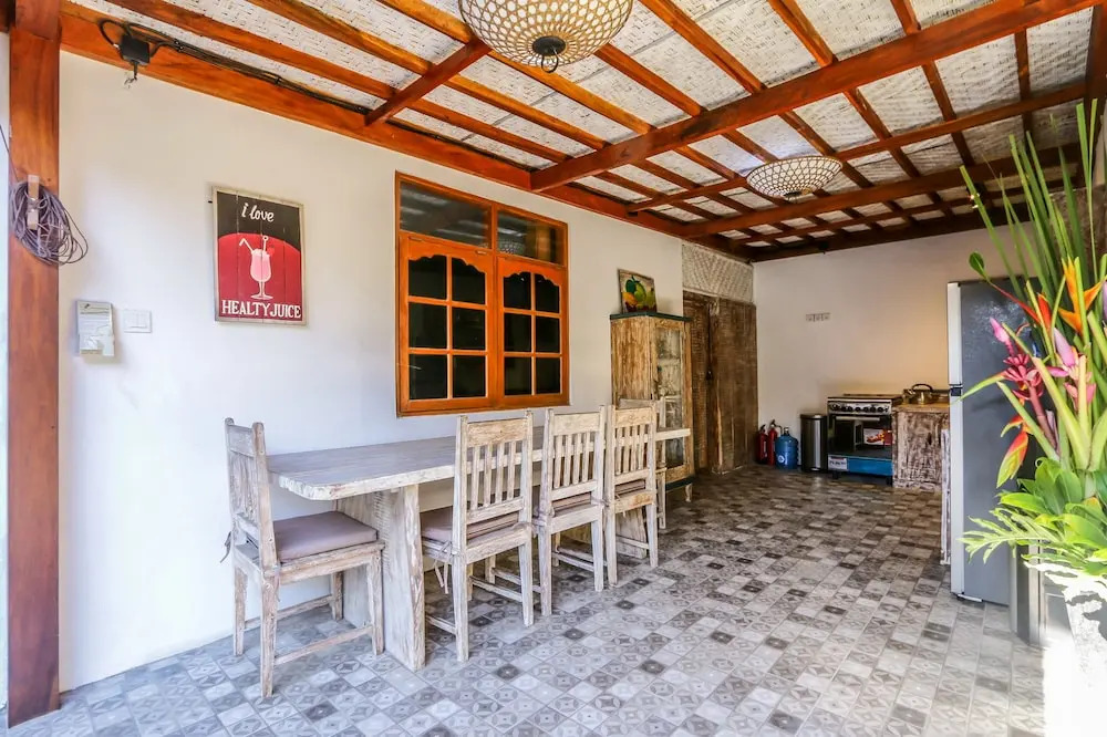 Villa Mira