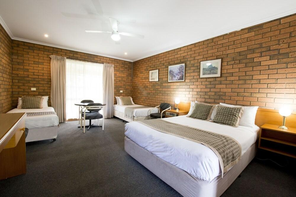 Sportslander Motor Inn