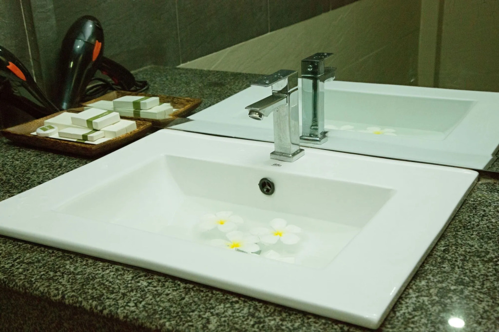 Sea Breeze Resort