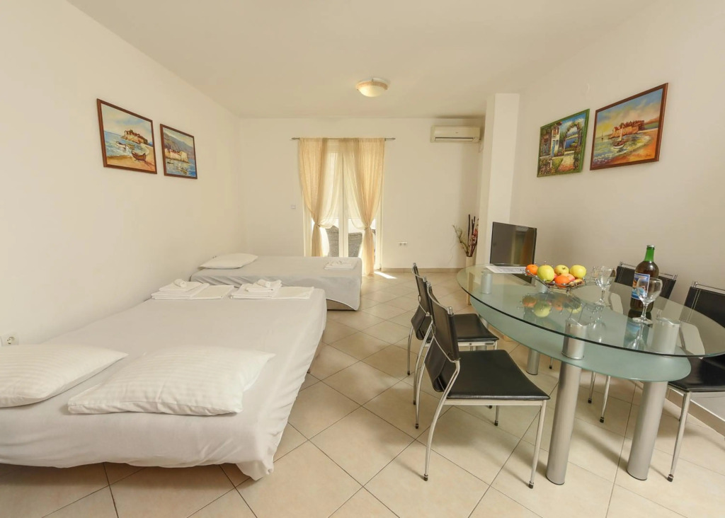 Sea Point II ApartmentsTivat