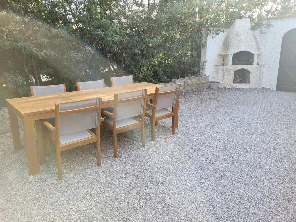 Delightful villa in Prades-sur-Vernazobre with Private Pool