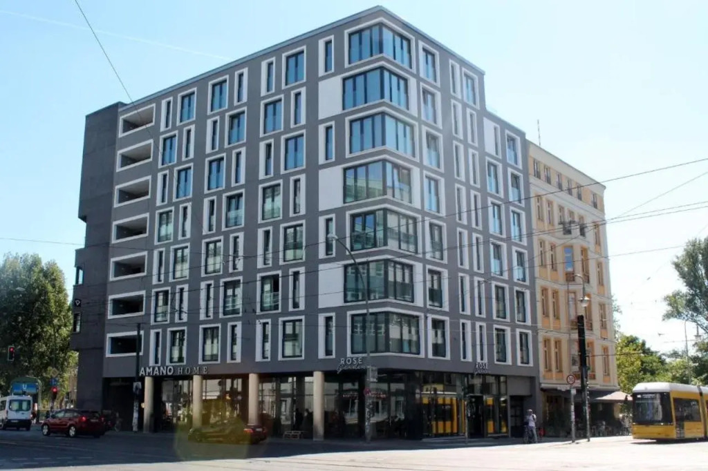 AMANO HOME Apartments