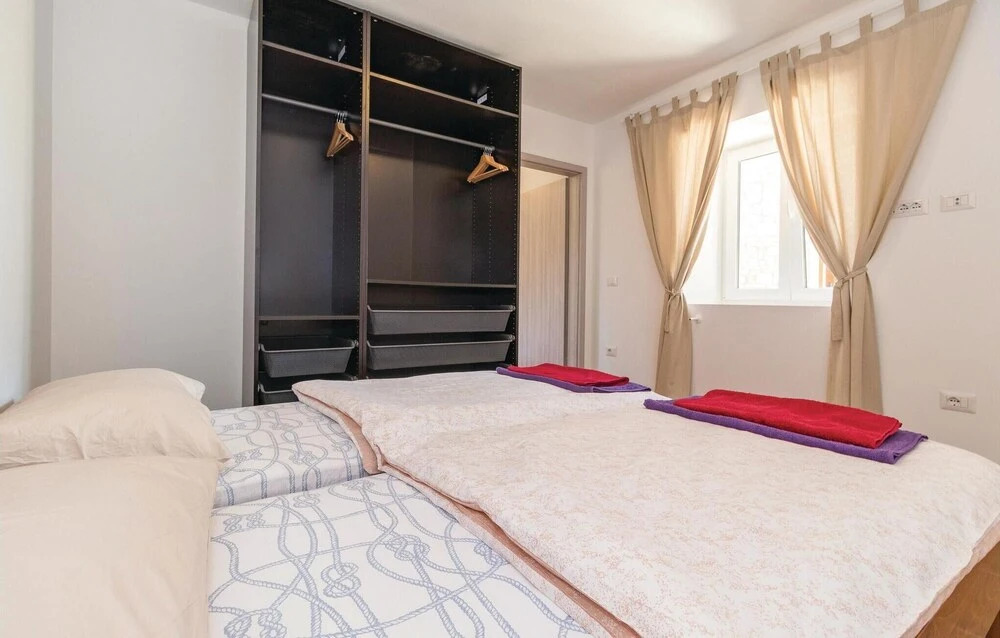Nice Home in Marcana With Wifi and 4 Bedrooms