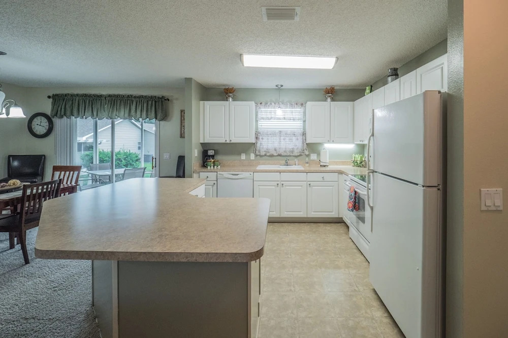 Judson Street 2237 by White Pelican VR