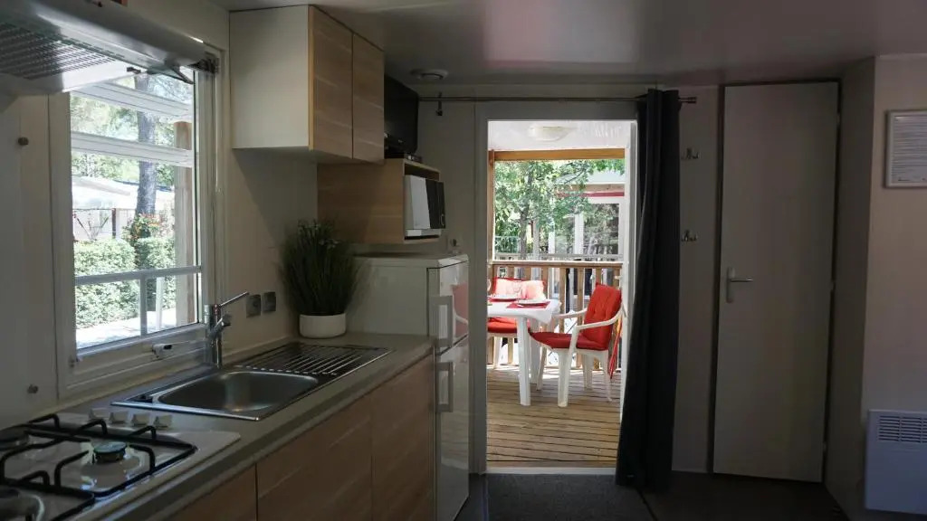 Luxe chalet voor 5 personen op Camping Leï Suves - JoyCasa