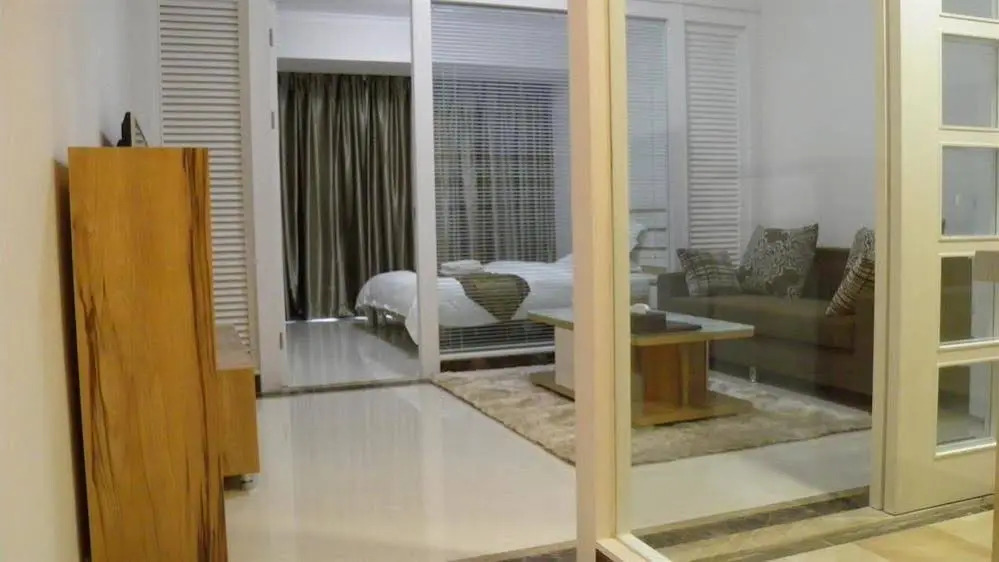 Maple Leaf Guihuayuan Business Apartment