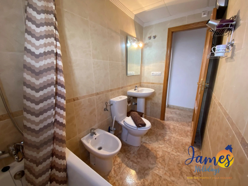 La Cinuelica R3 1st flr apt Overlooking Pool L149