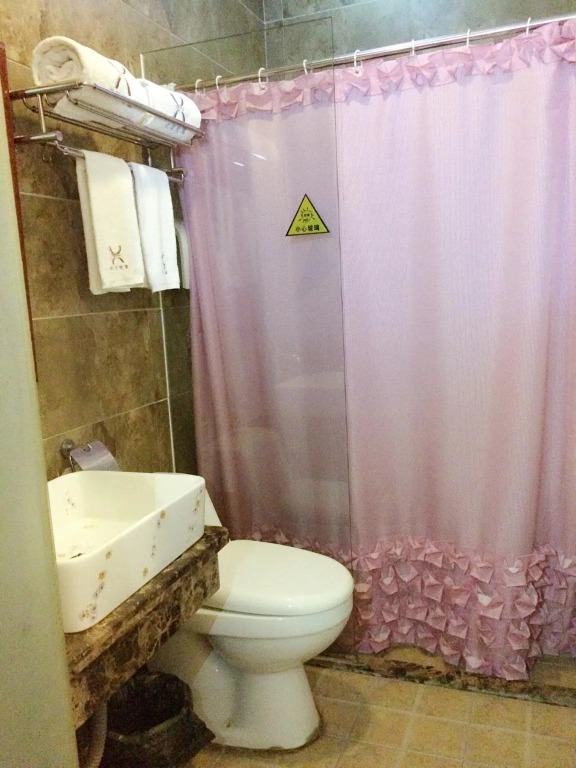 Betty's Hostel