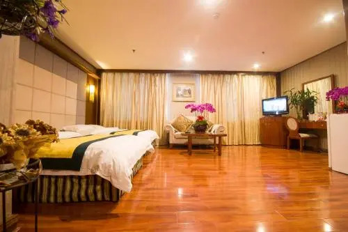 Yicheng Business Hotel