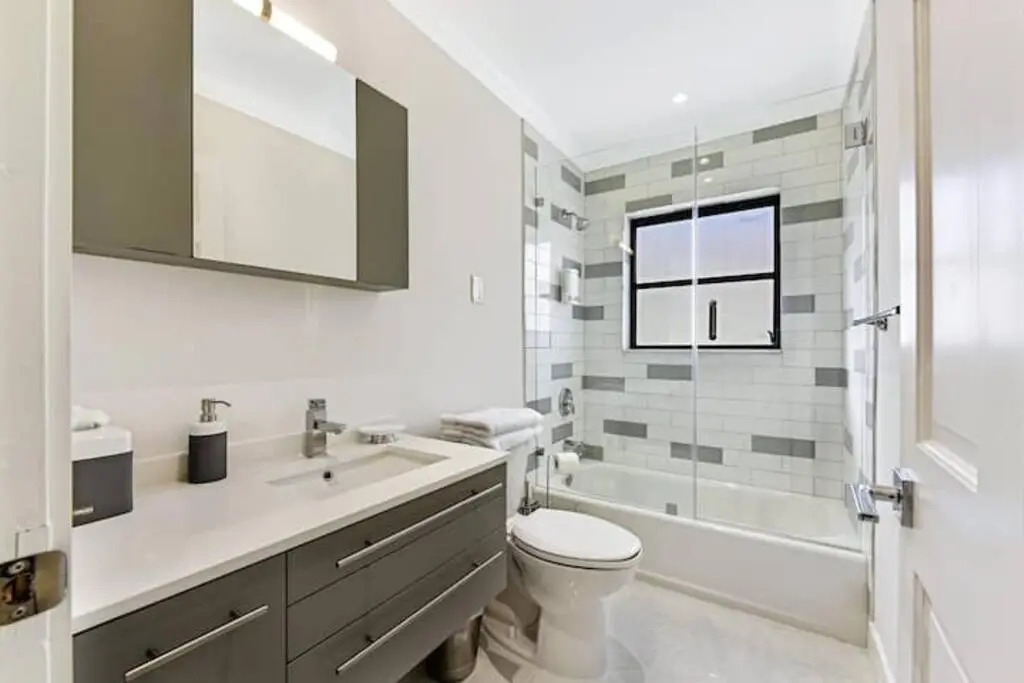 Seahorse Villa 1 by Dream Vacation