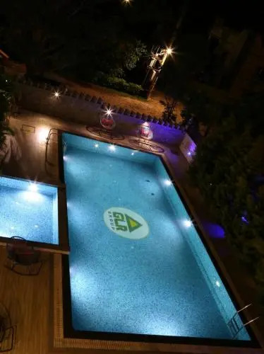Golds Club & Resort