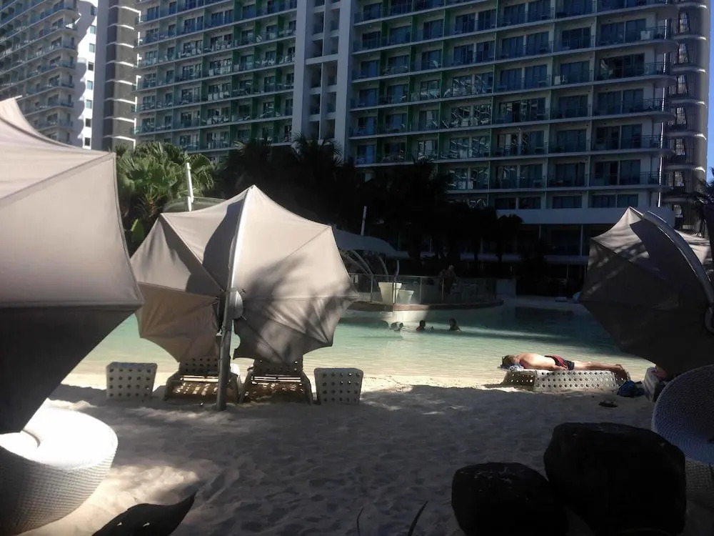 Urban Resort luxury Staycation at Azure Residences Rio Tower