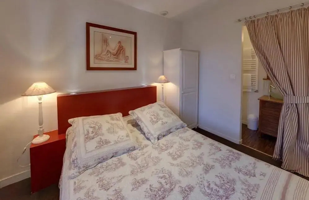 Hotel Saint Yves