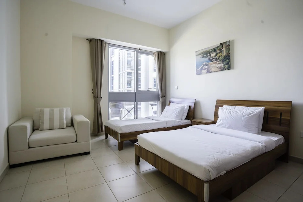 One Perfect Stay - Executive Tower