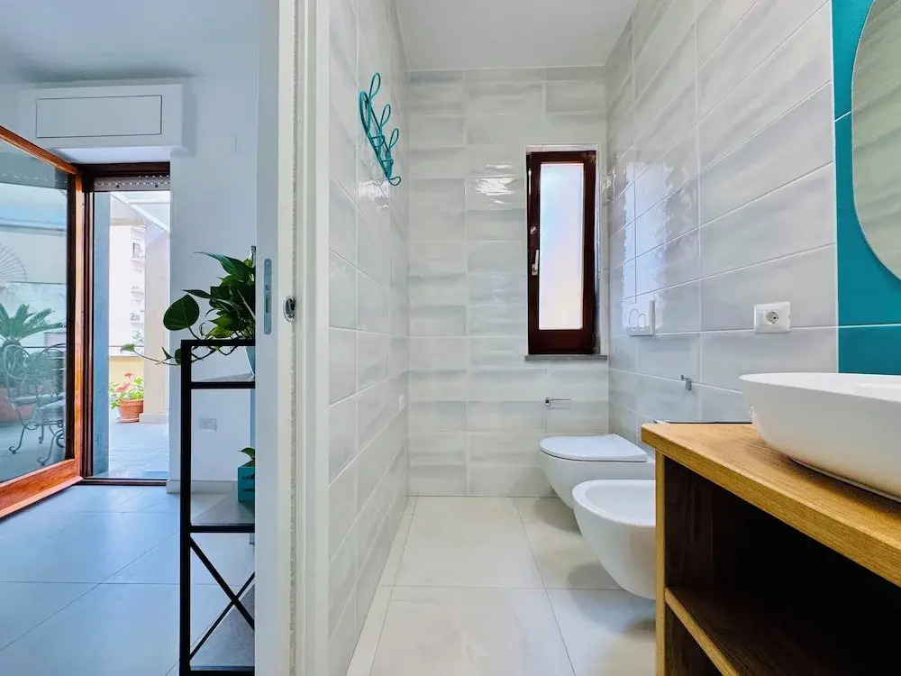 YourHome - Blu Jade House
