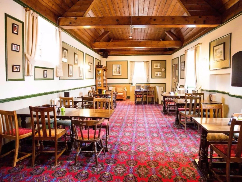 Harewood End Inn