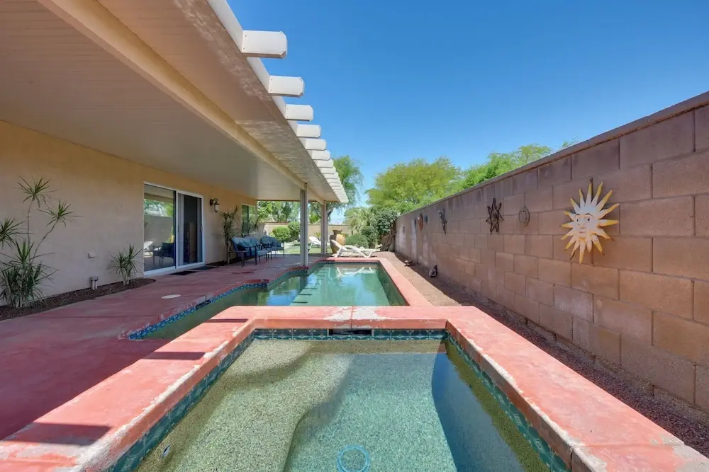 065870: 'bella Vista' 3 BR Hideaway Near Coachella